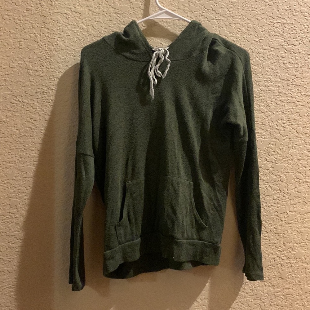 A cute hoodie in the brand free kisses